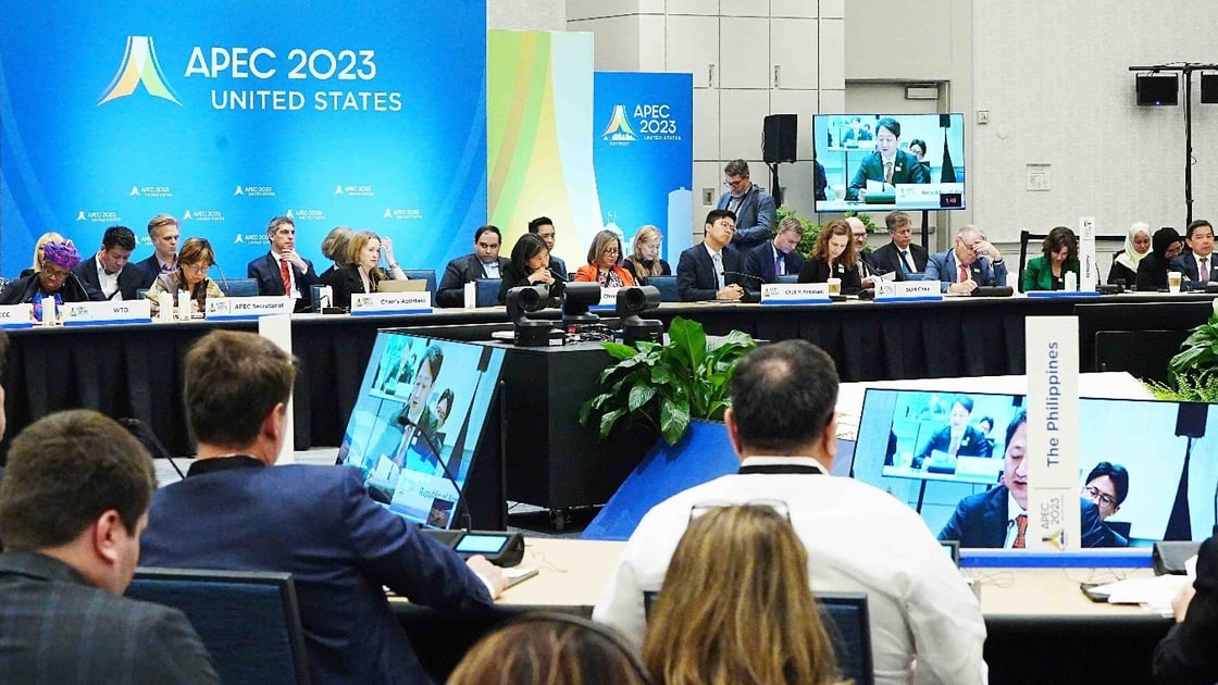 Cory - A realistic digital agenda for the US host year